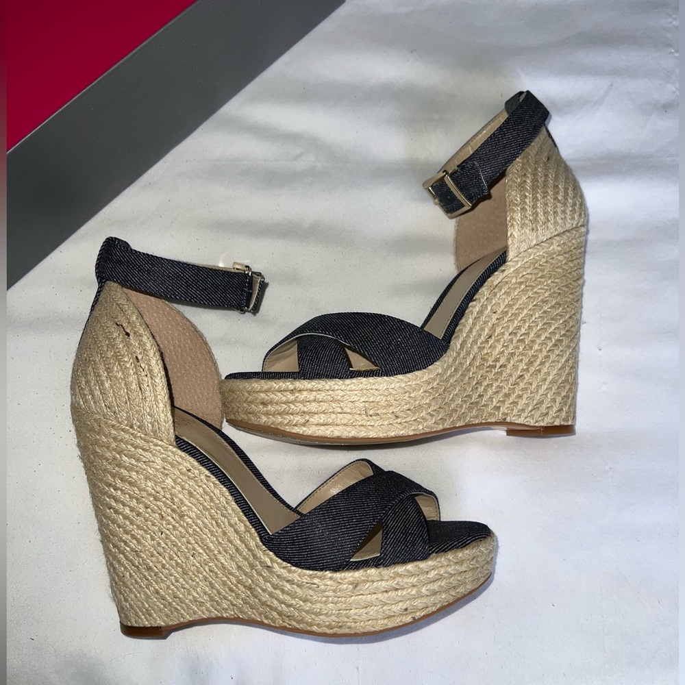 Vince Camuto Dark Indigo Wedges 7.5
